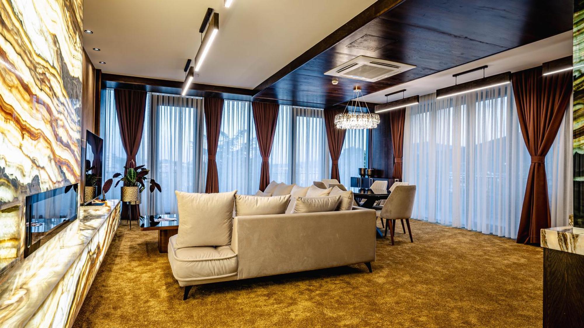 Gori Inn Экстерьер фото